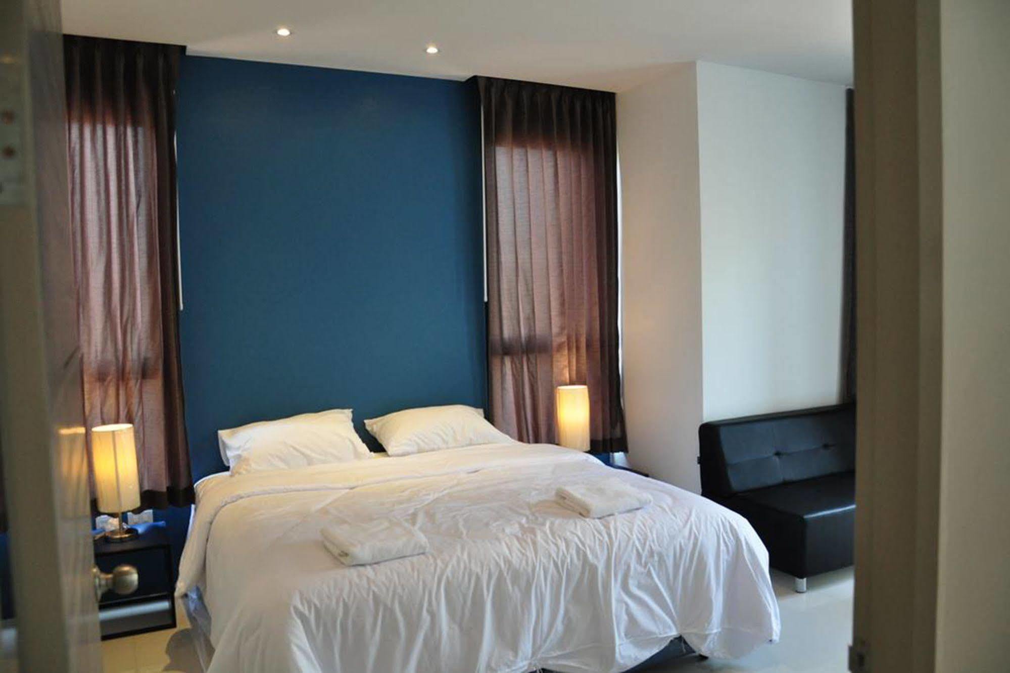 Dusit Naka Place Phuket Exterior foto